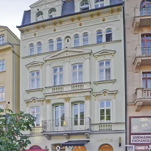 Ea Mozart Hotel